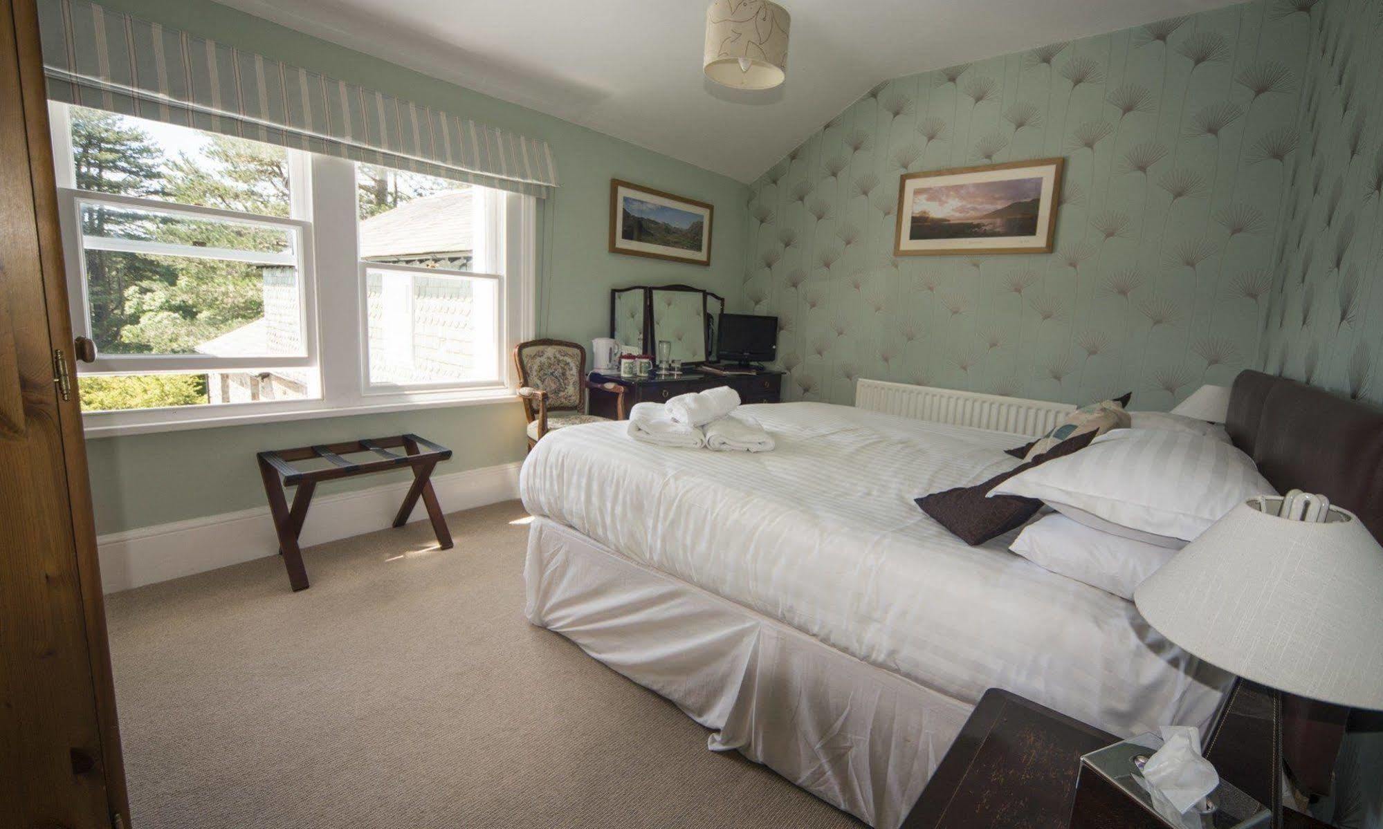 Ravenstone Country house